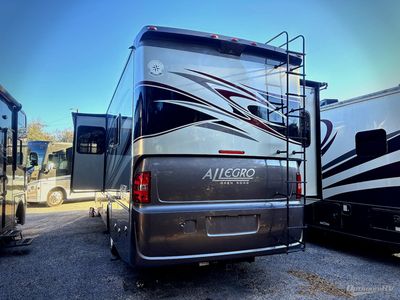 2013 Tiffin Allegro - Photo 3