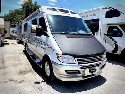 2006 Roadtrek Roadtrek — front three-quarter view