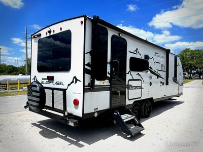 2023 Forest River Cherokee Grey Wolf Black Label - Photo 4