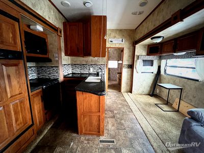 2011 Keystone Mountaineer - Photo 26