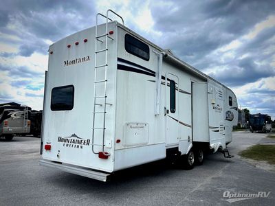 2011 Keystone Mountaineer - Photo 3