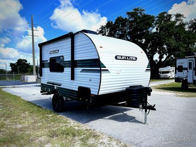 2027 Sunset Park RV Sun Lite - Photo 1
