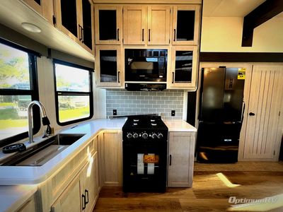 2027 Forest River Puma Vista — photo 12 view