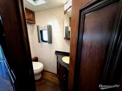 2020 Renegade RV Verona — photo 18 view