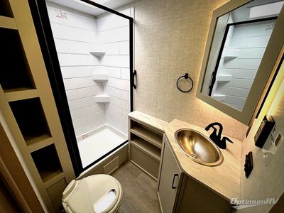 2026 Ember RV E-Series — photo 16 view