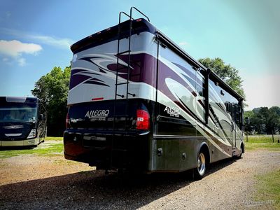 2013 Tiffin Allegro - Photo 2