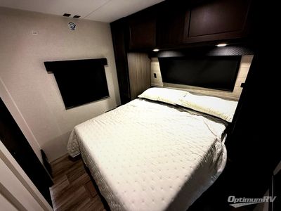 2026 Venture RV SportTrek - Photo 24