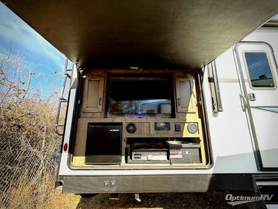 2022 Venture RV SportTrek Touring Edition - Photo 23