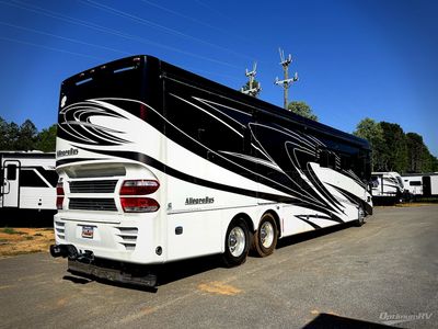 2015 Tiffin Allegro Bus - Photo 2