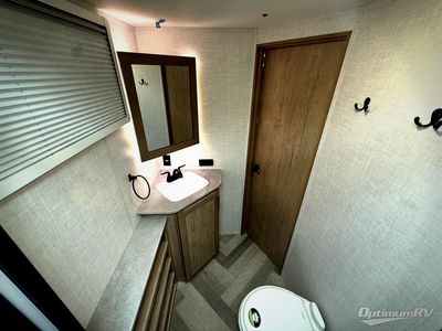 2023 Ember RV Overland - Photo 18