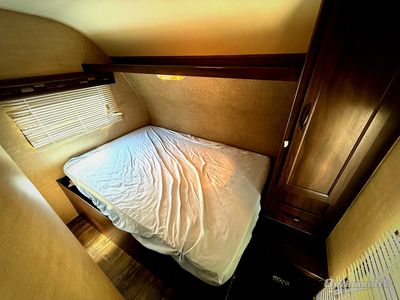 2019 Pacific Coachworks Rage'n - Photo 10