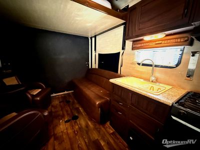2019 Pacific Coachworks Rage'n - Photo 19