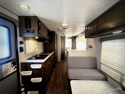 2019 Coachmen Clipper Ultra-Lite - Photo 5