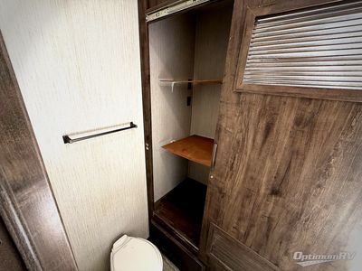 2020 Forest River Sierra - Photo 18
