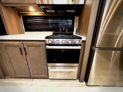 2023 Grand Design Solitude S-Class - Photo 19