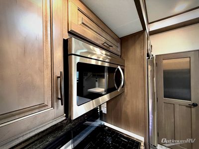 2023 Grand Design Solitude S-Class - Photo 21
