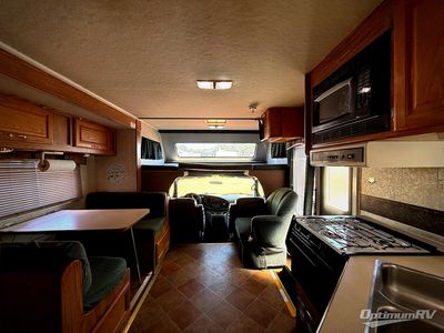 2002 Gulf Stream Conquest - Photo 4