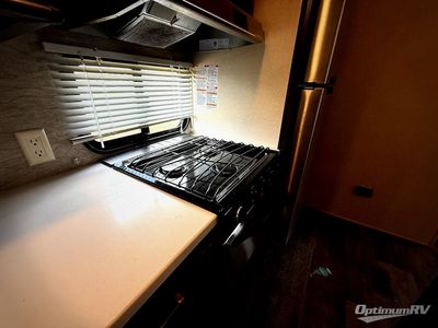 2019 Forest River Salem — photo 19 view