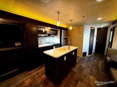 2019 Forest River Salem — photo 16 view