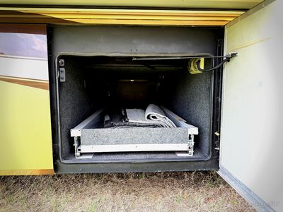 2007 Monaco RV Dynasty — photo 30 view