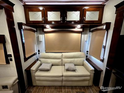 2019 Redwood RV Redwood — engine compartment view