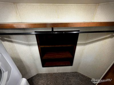 2019 Redwood RV Redwood — photo 19 view