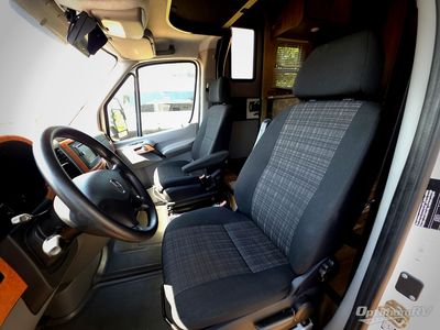 2015 Coachmen Prism — engine compartment view
