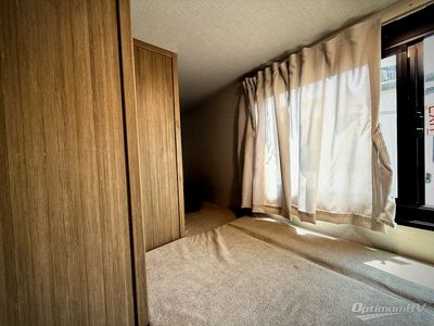 2025 Forest River Salem Cruise Lite — photo 17 view