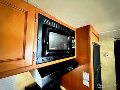2013 Forest River Cherokee Grey Wolf — photo 15 view