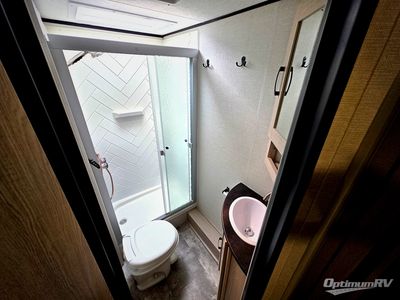 2022 Coachmen Apex Ultra-Lite — photo 14 view