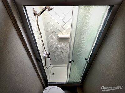 2022 Coachmen Apex Ultra-Lite — photo 15 view