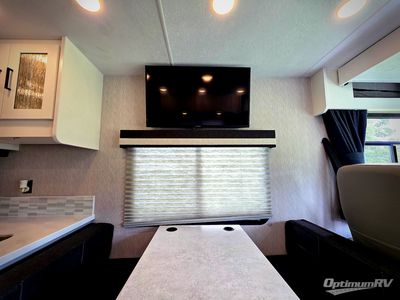 2023 Coachmen Pursuit — photo 9 view