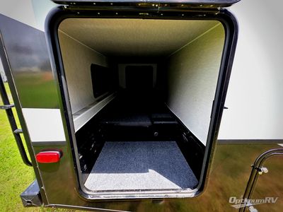 2023 Coachmen Pursuit — photo 19 view