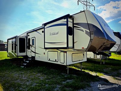 2018 Forest River Wildcat — front three-quarter view