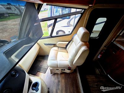 2011 Monaco RV Vesta — photo 11 view