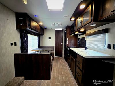 2020 Forest River Cherokee Grey Wolf — interior view