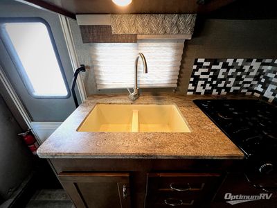 2019 Winnebago Outlook - Photo 13