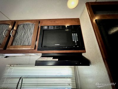 2017 Coachmen Freedom Express - Photo 10