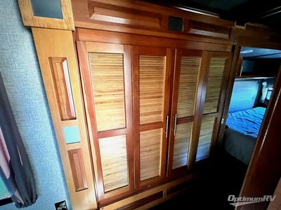 2017 Augusta RV Ambition — photo 20 view