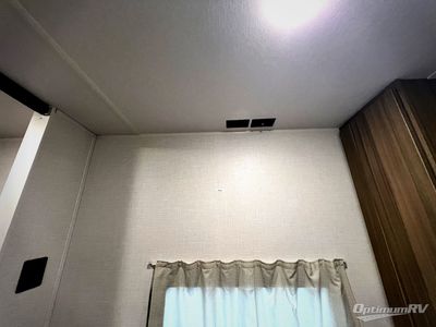 2027 Forest River Wildwood — photo 17 view