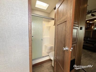 2018 Keystone Montana - Photo 16