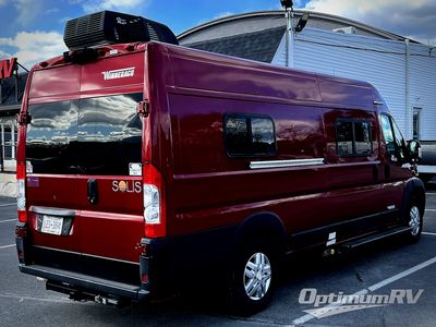 2022 Winnebago Solis - Photo 2