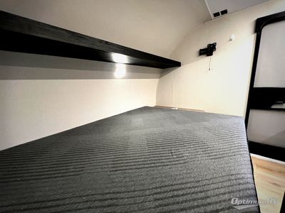 2025 Cruiser RV Embrace - Photo 7
