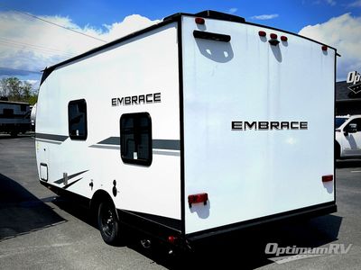 2025 Cruiser RV Embrace - Photo 3