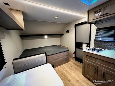 2025 Cruiser RV Embrace - Photo 21