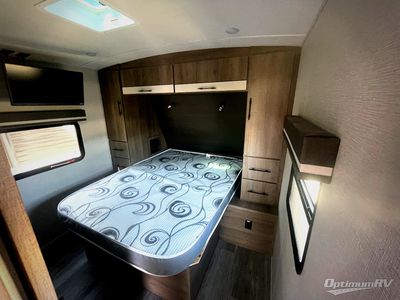 2023 Grand Design Imagine - Photo 19