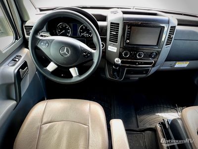 2018 Winnebago Navion - Photo 7