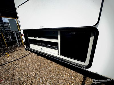 2023 Prime Time Tracer - Photo 3