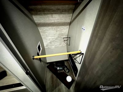 2025 Coachmen Catalina Legacy Edition - Photo 16