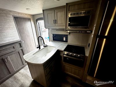 2025 Coachmen Catalina Legacy Edition - Photo 6